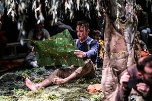 Sous l'arbre À demain mon amour